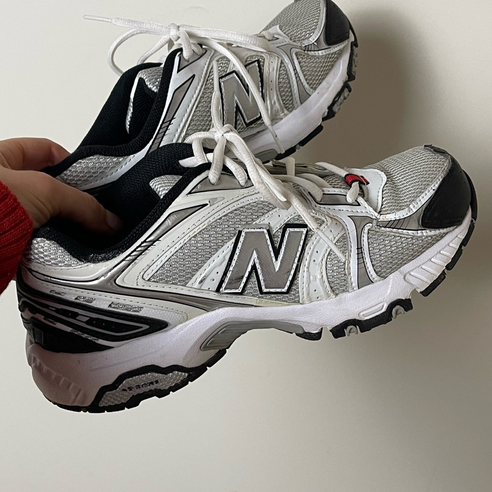 New Balance sneakers 506, look like exact 530!